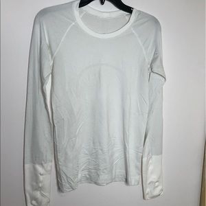 Lululemon run swiftly long sleeve white size 6